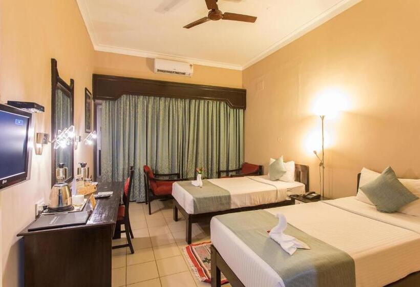 هتل Coorg International