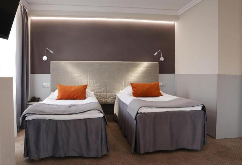 فندق Cristal Park