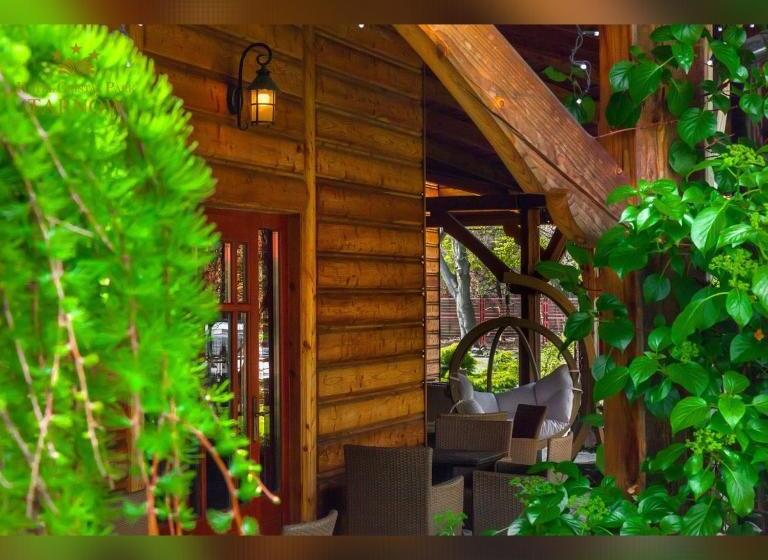 בית מלון כפרי Cristal Park