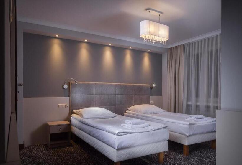 בית מלון כפרי Cristal Park