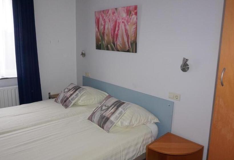 هتل De Wilde Kriek   Before De Karsteboom