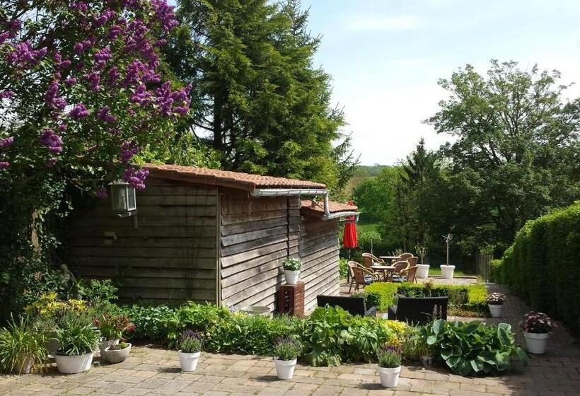 هتل De Wilde Kriek   Before De Karsteboom