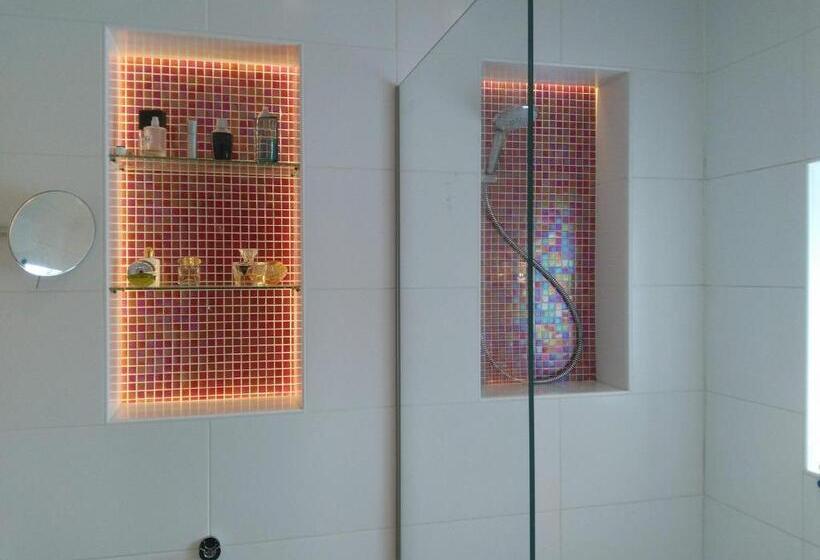 هتل De Wilde Kriek   Before De Karsteboom