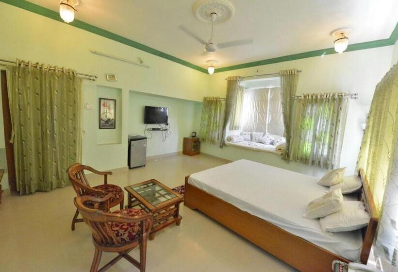 هتل Devendragarh Palace   Luxury Paying Guest House