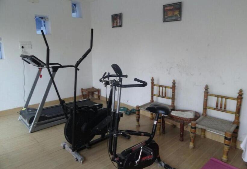 هتل Devendragarh Palace   Luxury Paying Guest House