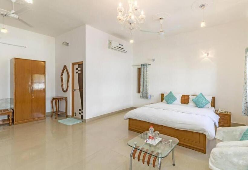 هتل Devendragarh Palace   Luxury Paying Guest House