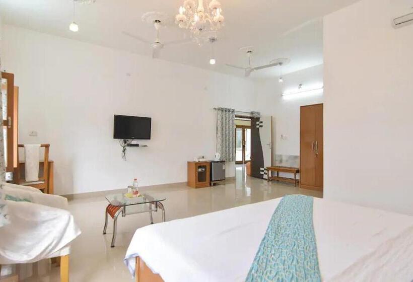 هتل Devendragarh Palace   Luxury Paying Guest House