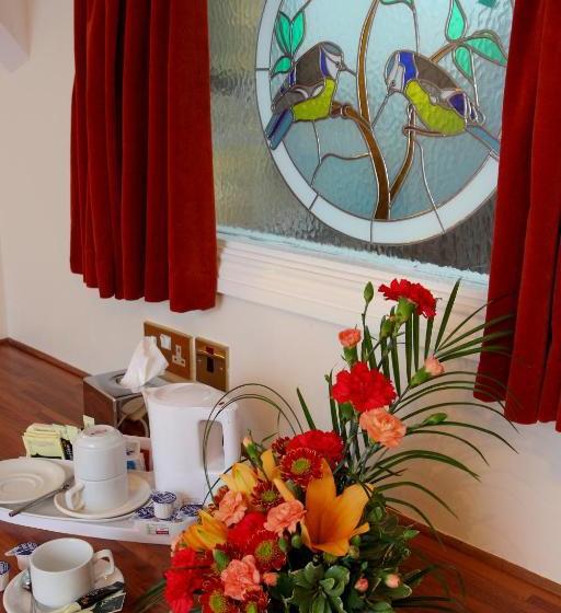 Отель Gatwick Cambridge