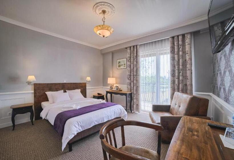 ホテル Grand Częstochowa