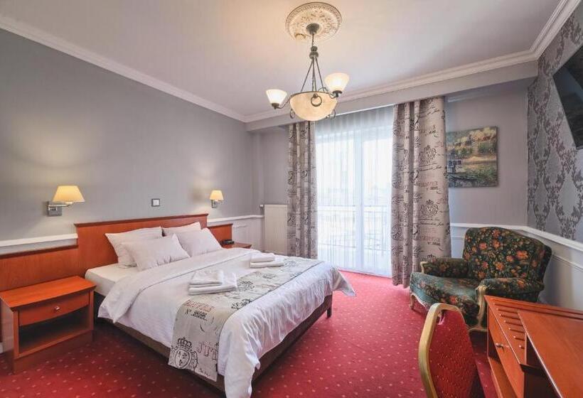 ホテル Grand Częstochowa