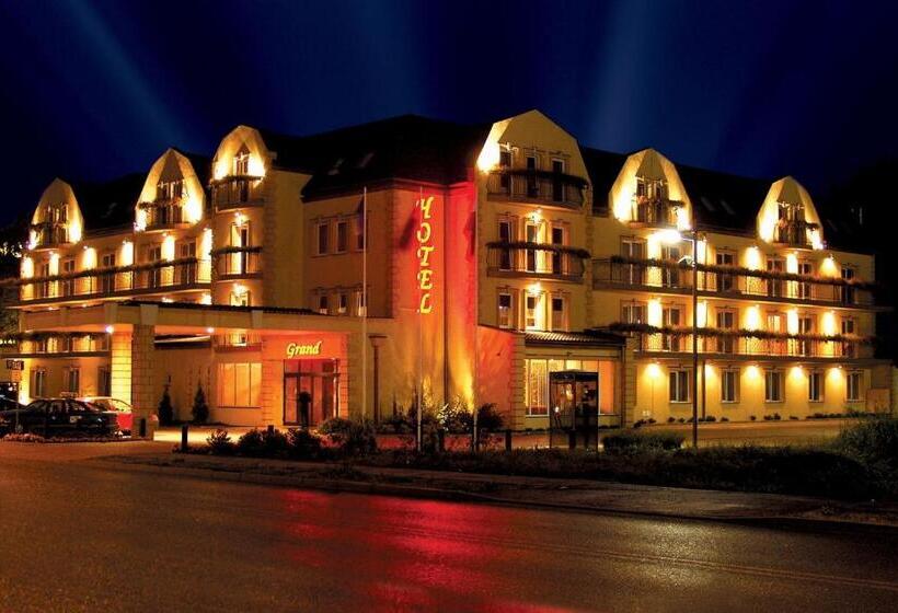 ホテル Grand Częstochowa