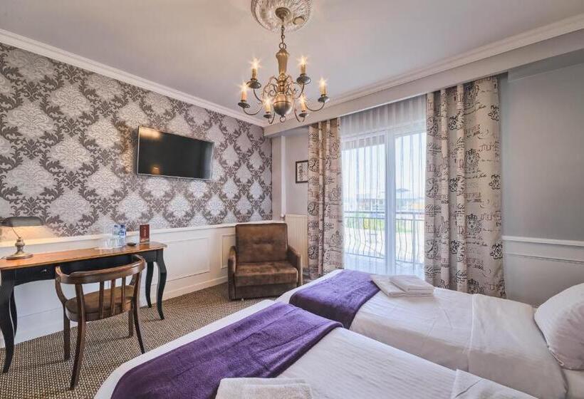 ホテル Grand Częstochowa