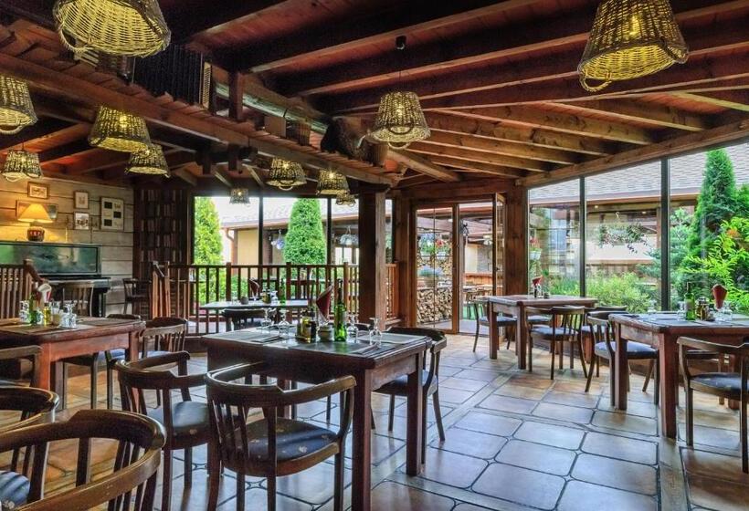 ホテル Grand Częstochowa