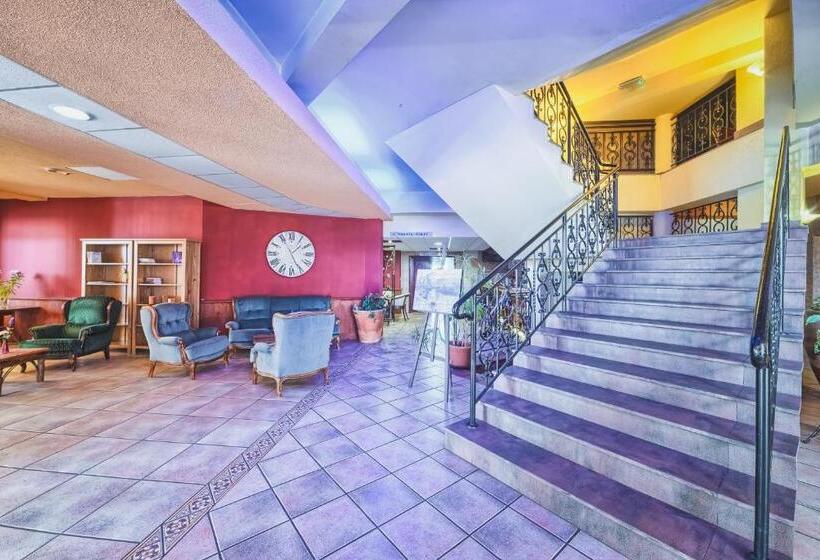 ホテル Grand Częstochowa