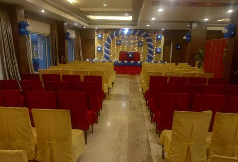 בית מלון כפרי Grand Gardenia