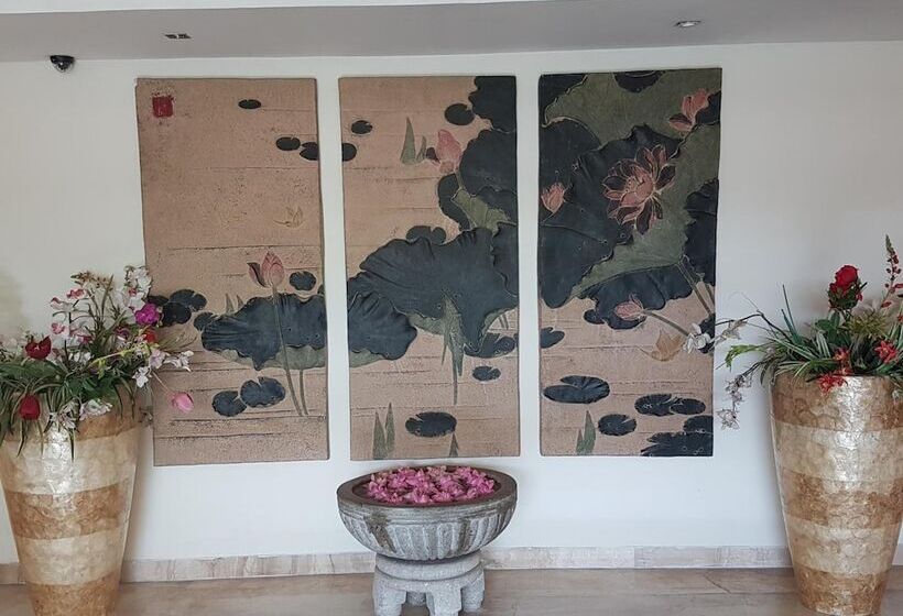 בית מלון כפרי Grand Gardenia