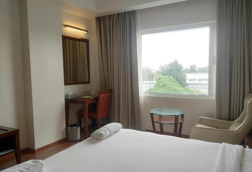 בית מלון כפרי Grand Gardenia