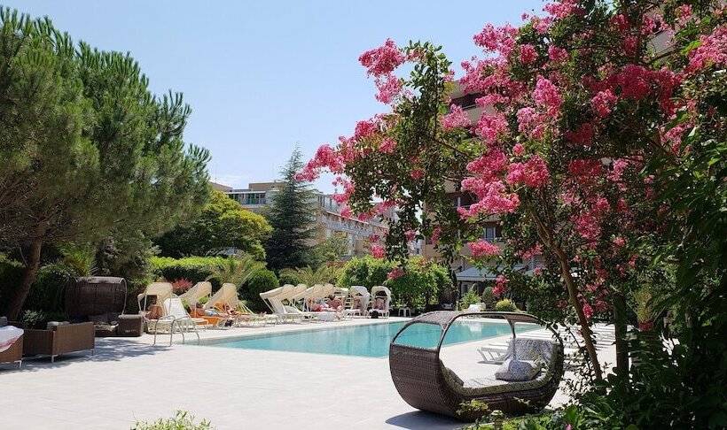 Grand Hotel Pomorie Medical Spa