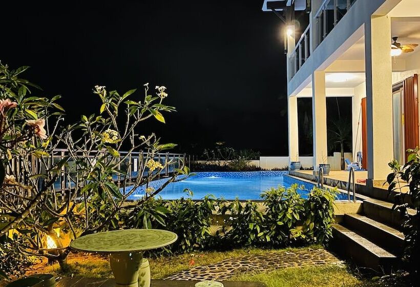 Hanamitsu Hotel & Spa