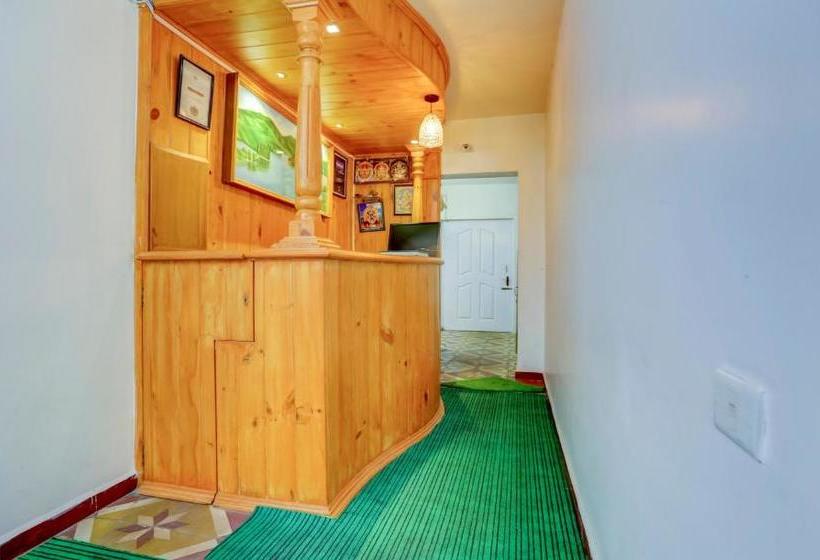 호텔 Treebo Atithi Bhavan, 1 Km From Ooty Lake