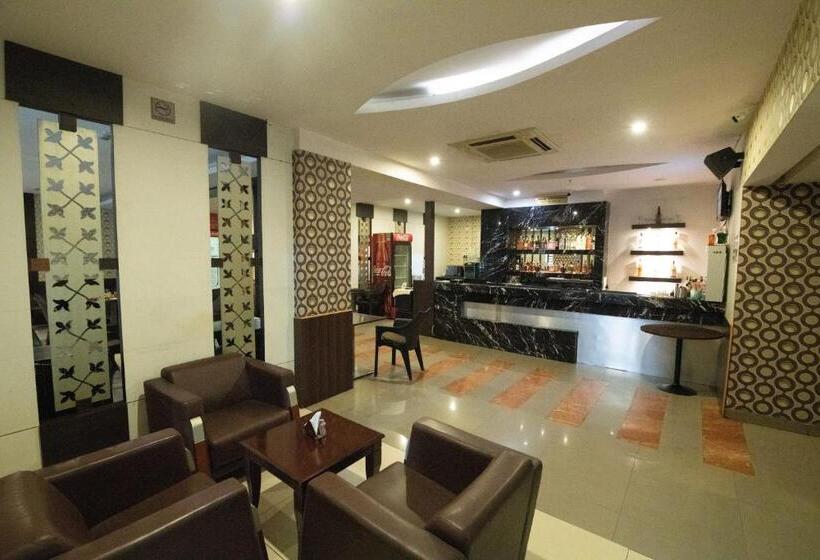 Отель High Point