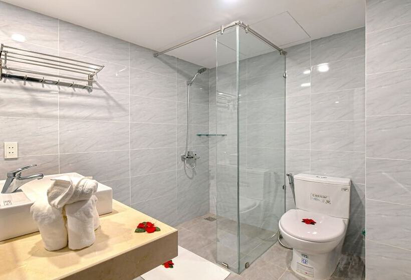 هتل Hoi An Dream City