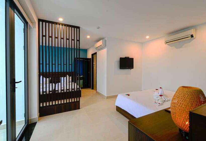 هتل Hoi An Dream City