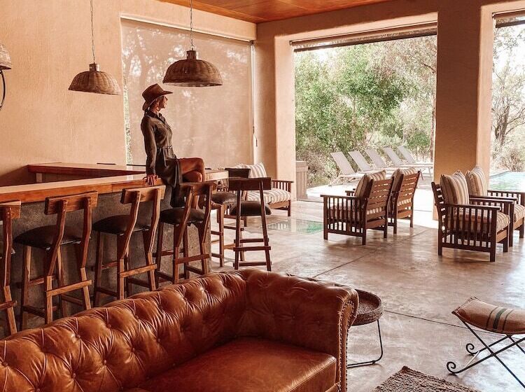 ホテル Honeyguide Tented Safari Camps   Mantobeni