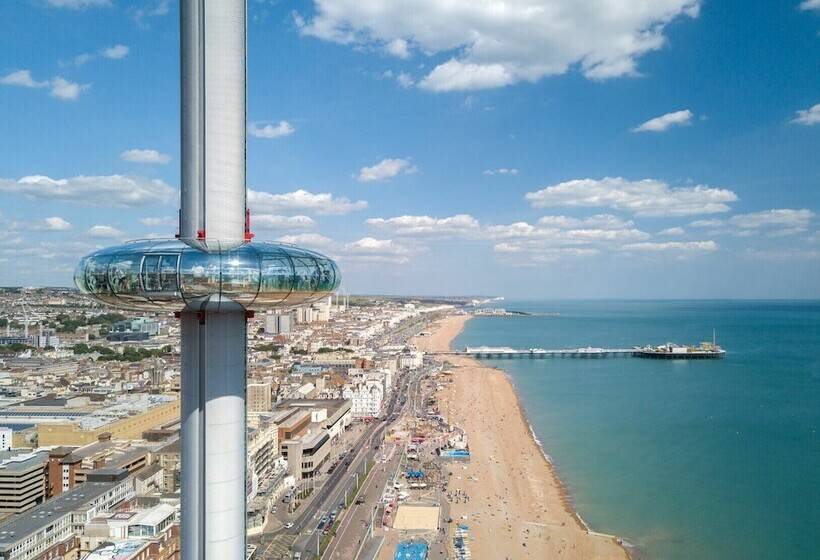 ホテル Ibis Brighton City Centre   Station
