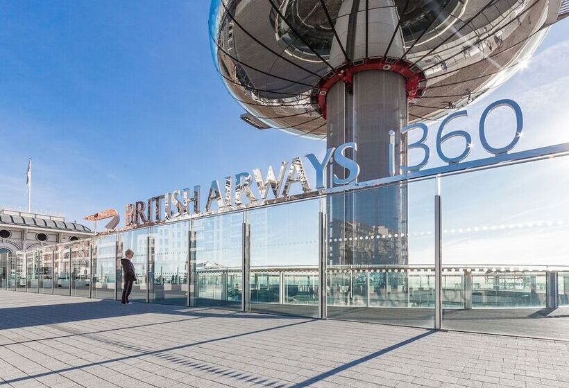 ホテル Ibis Brighton City Centre   Station