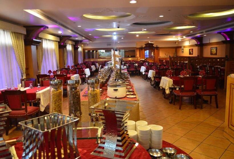 בית מלון כפרי Joys Palace