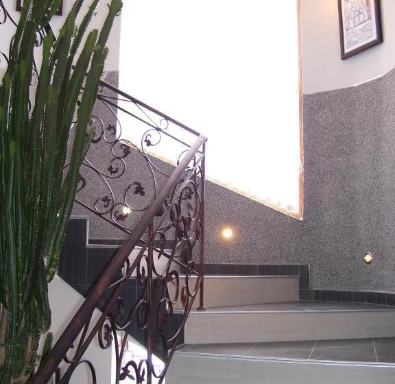 فندق Kestenite Family