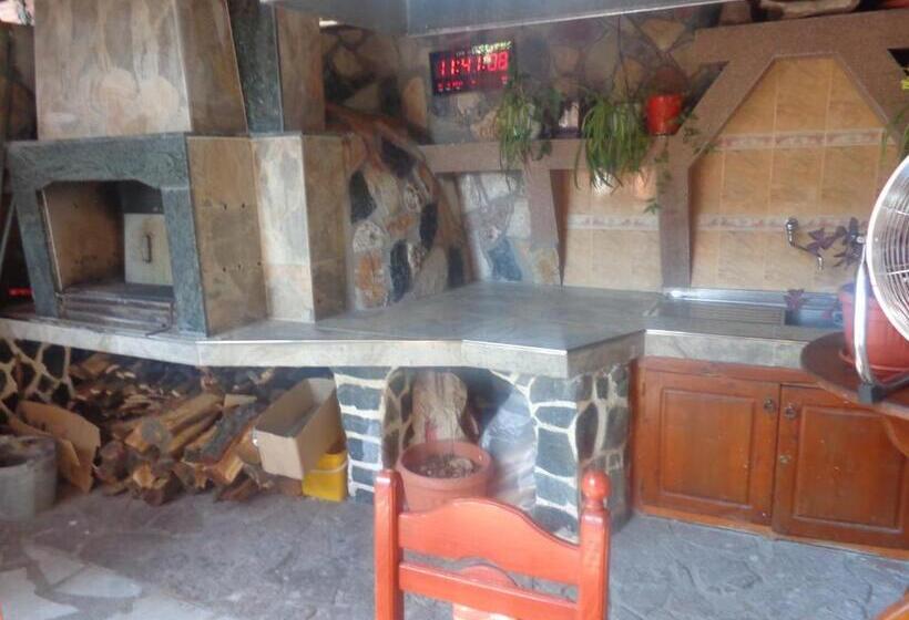 فندق Kestenite Family