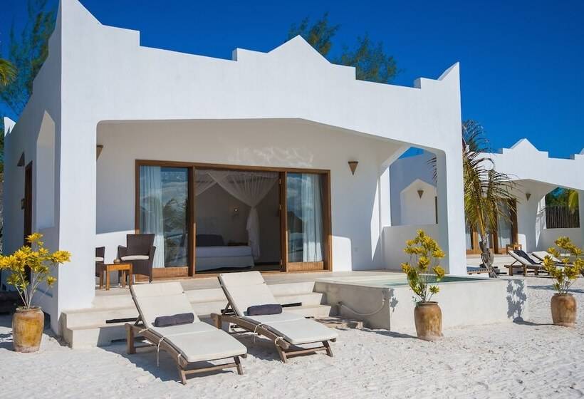 בית מלון כפרי Konokono Beach Resort And Isaraya Luxury Overwater Villas