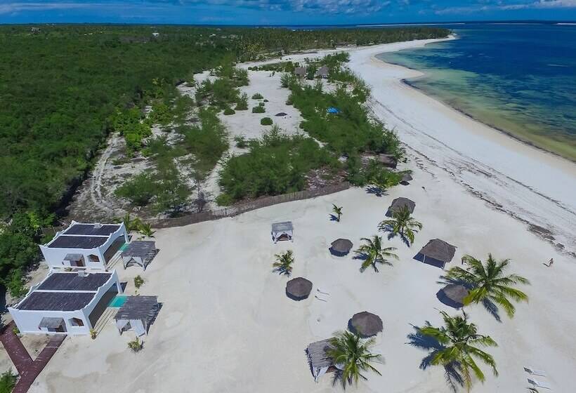 בית מלון כפרי Konokono Beach Resort And Isaraya Luxury Overwater Villas