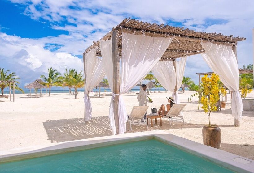 בית מלון כפרי Konokono Beach Resort And Isaraya Luxury Overwater Villas