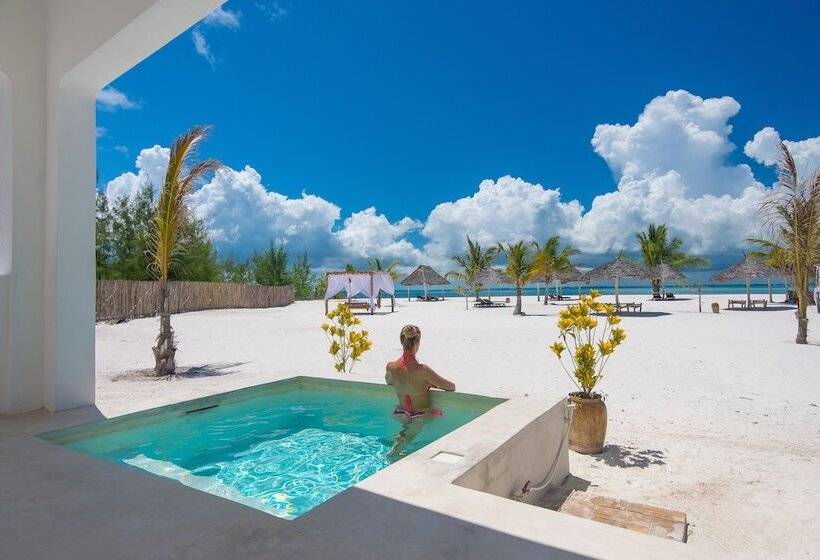 בית מלון כפרי Konokono Beach Resort And Isaraya Luxury Overwater Villas