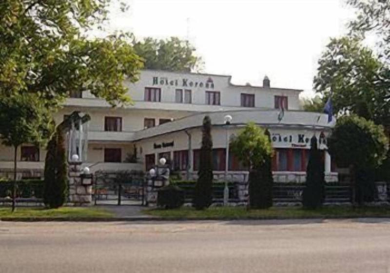 ホテル Korona