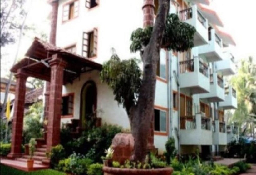 هتل Krish Holiday Inn