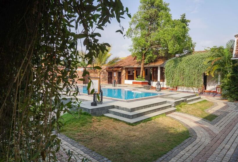 Kumarakom Tharavadu   A Heritage Hotel, Kumarakom