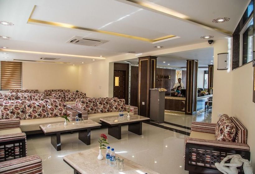 호텔 Labh Garh Palace