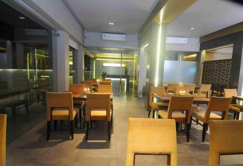 هتل Landmark Fort