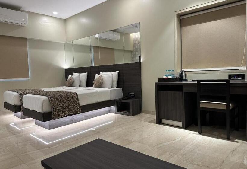 هتل Landmark Fort