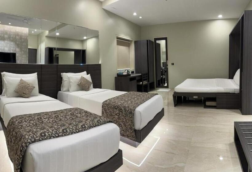 هتل Landmark Fort