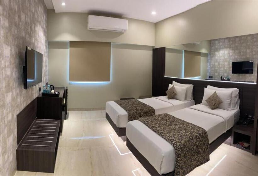 هتل Landmark Fort