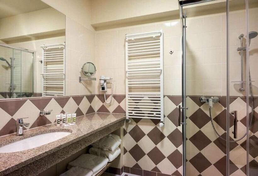 هتل Mercure Krynica Zdrój Resort&spa