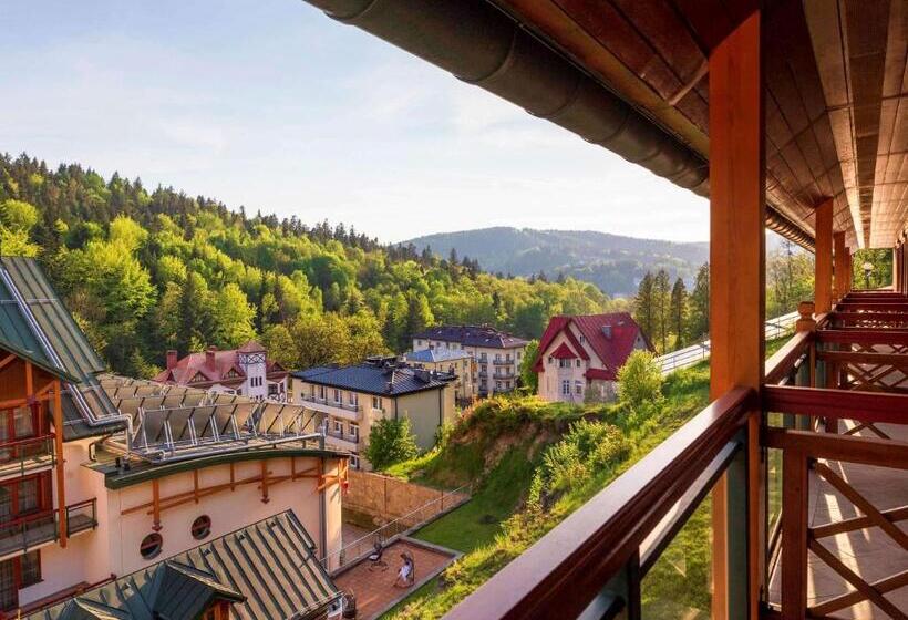 هتل Mercure Krynica Zdrój Resort&spa