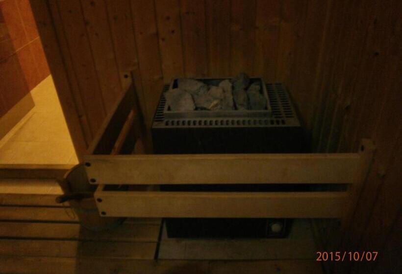 בית מלון כפרי Neptun