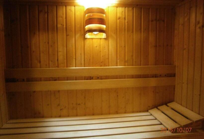 בית מלון כפרי Neptun