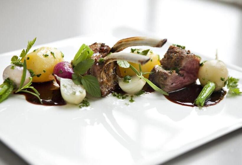 בית מלון כפרי Ängavallen